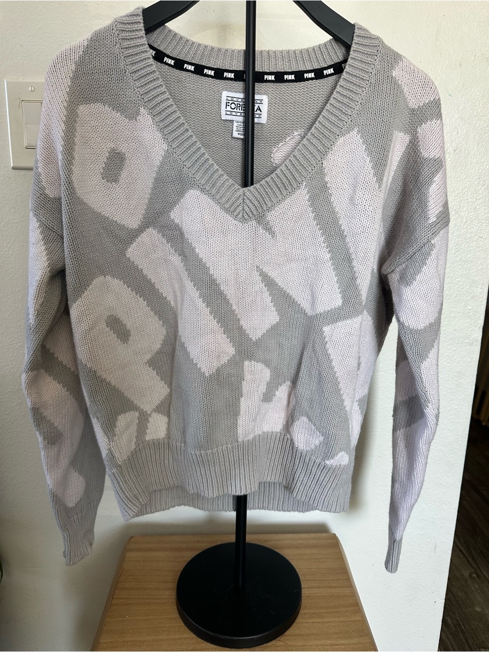 Forenza V-Neck Logo Knit Sweater in Gray and Light Pink